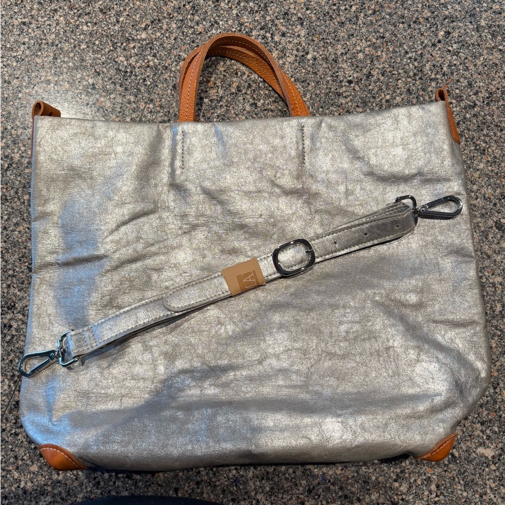 Uashmama Washable Tote Bag - NWOT - retails for $200